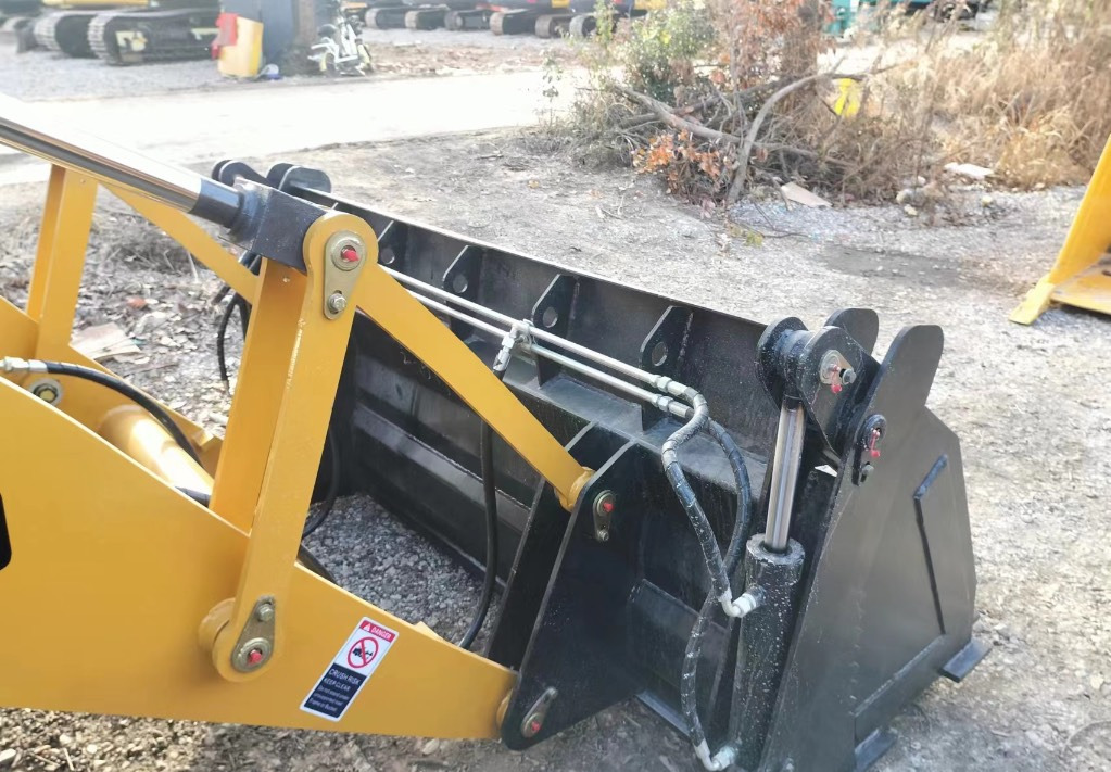 CAT 420 F Caterpillar 420F backhoe loader - Iş makinesi: fotoğraf 5 CAT 420 F Caterpillar 420F backhoe loader - Iş makinesi: fotoğraf 5