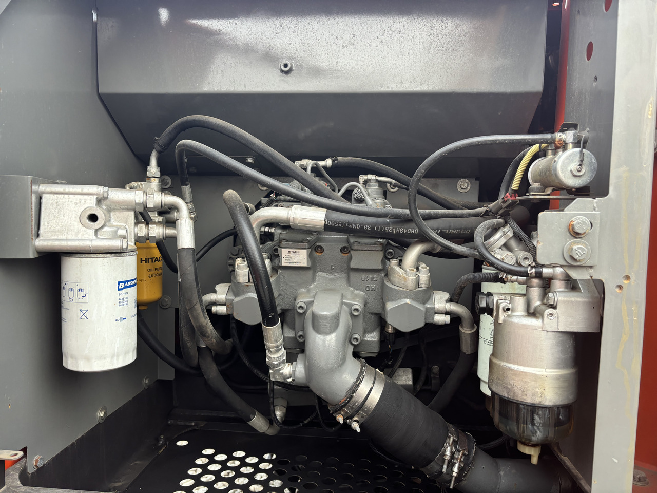 Hitachi Zx200-3 - Paletli ekskavatör: fotoğraf 3 Hitachi Zx200-3 - Paletli ekskavatör: fotoğraf 3