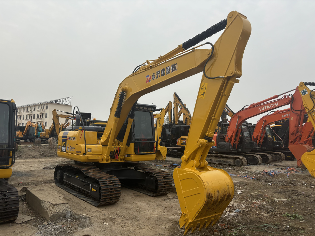 KOMATSU PC160 - Paletli ekskavatör: fotoğraf 3 KOMATSU PC160 - Paletli ekskavatör: fotoğraf 3
