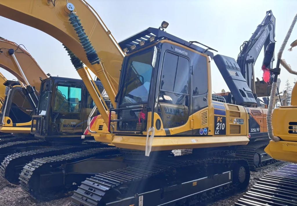 Komatsu PC 210 LC-8 - Paletli ekskavatör: fotoğraf 1 Komatsu PC 210 LC-8 - Paletli ekskavatör: fotoğraf 1
