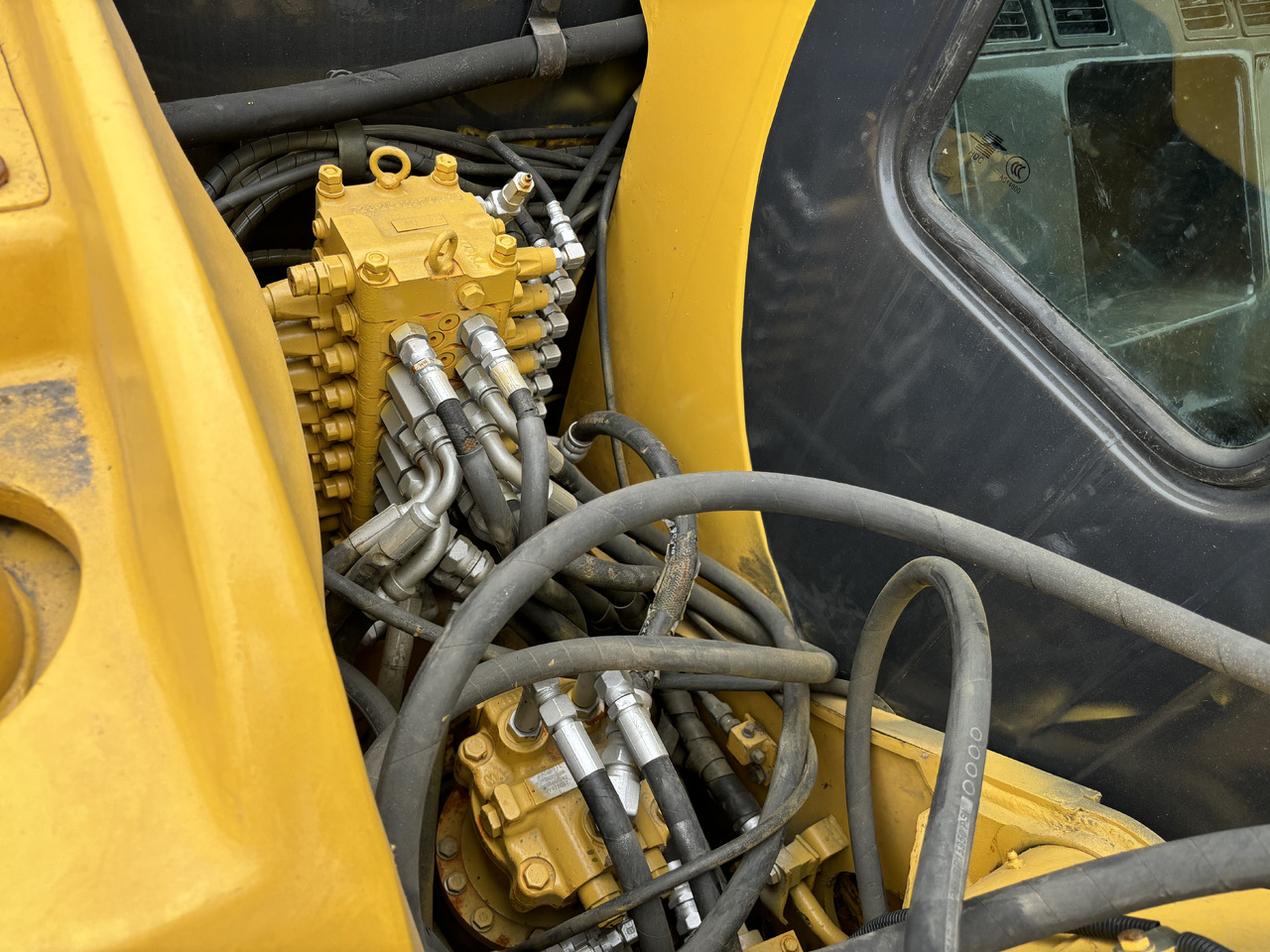 Komatsu PC 60-7 - Mini ekskavatör: fotoğraf 5 Komatsu PC 60-7 - Mini ekskavatör: fotoğraf 5