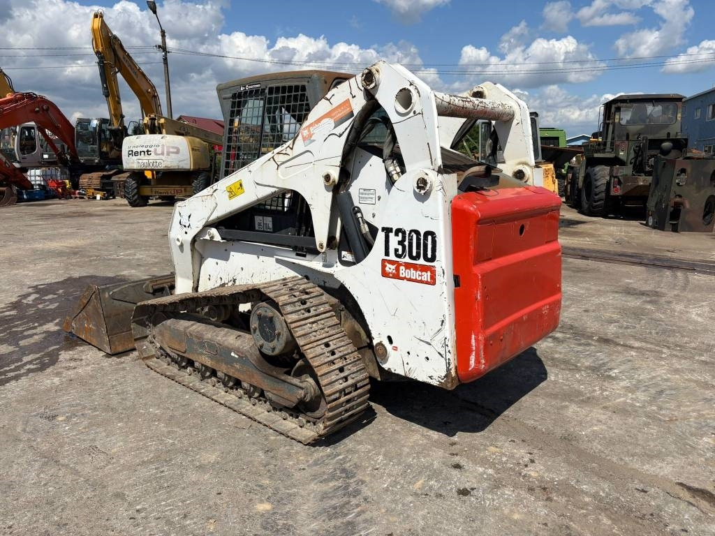 Bobcat T 300 - Mini yükleyici: fotoğraf 3 Bobcat T 300 - Mini yükleyici: fotoğraf 3