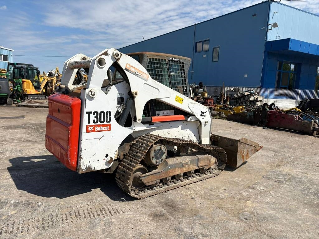 Bobcat T 300 - Mini yükleyici: fotoğraf 4 Bobcat T 300 - Mini yükleyici: fotoğraf 4