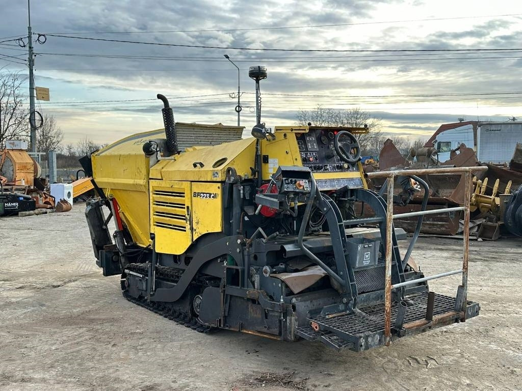 Bomag BF 223 C - Asfalt serici: fotoğraf 3 Bomag BF 223 C - Asfalt serici: fotoğraf 3