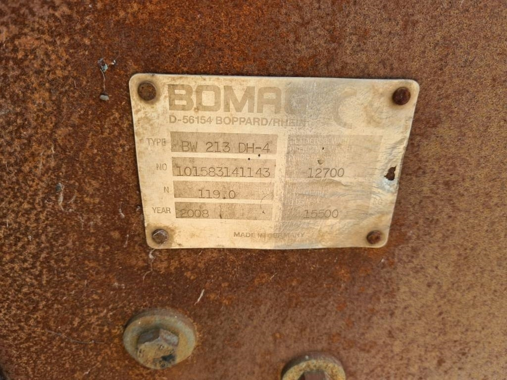 Bomag BW 213 D H-4 FOR PARTS - Kompaktör: fotoğraf 4 Bomag BW 213 D H-4 FOR PARTS - Kompaktör: fotoğraf 4