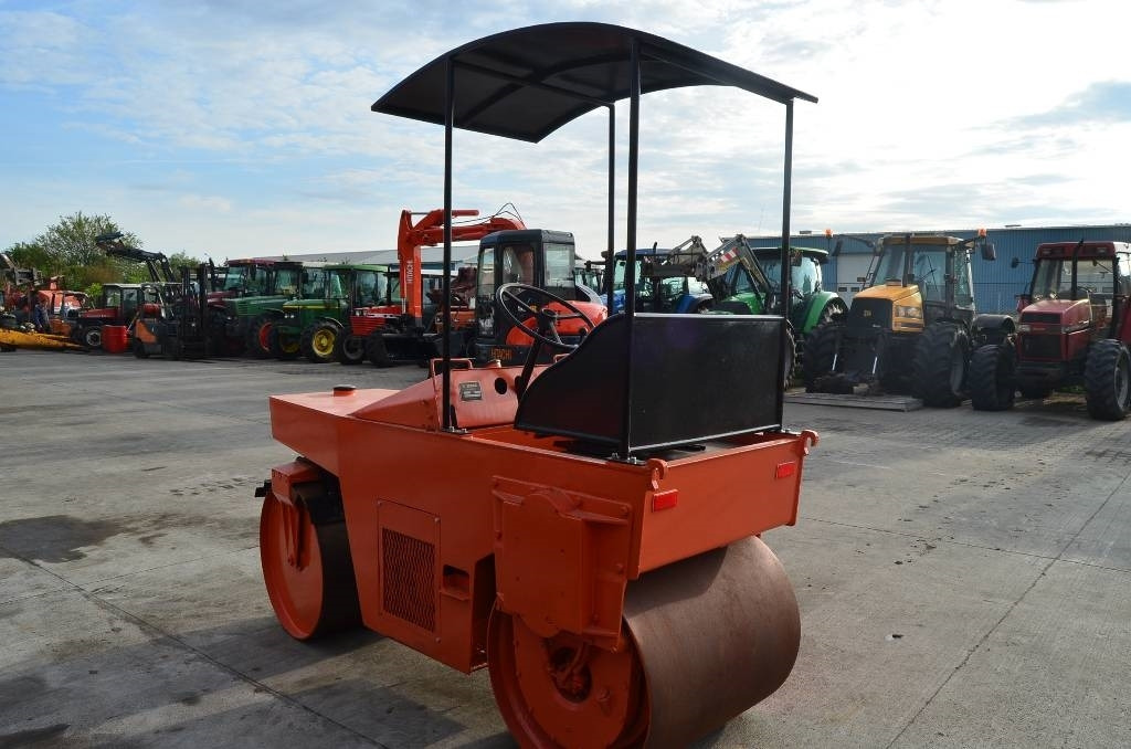 Bomag BW 90 - Yol silindiri: fotoğraf 3 Bomag BW 90 - Yol silindiri: fotoğraf 3