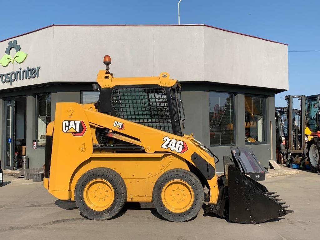 CAT 246 - Mini yükleyici: fotoğraf 5 CAT 246 - Mini yükleyici: fotoğraf 5