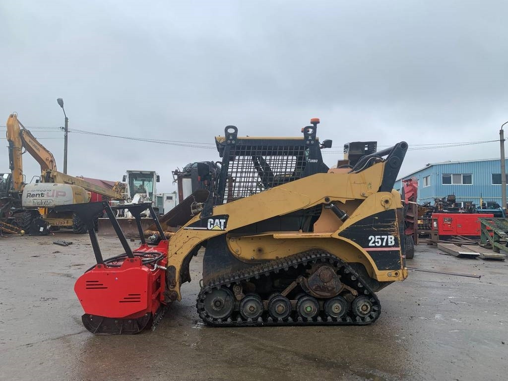 CAT 257 B - Mini yükleyici: fotoğraf 3 CAT 257 B - Mini yükleyici: fotoğraf 3