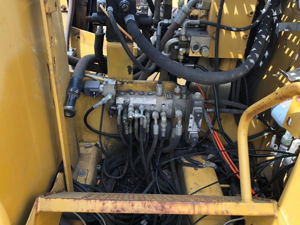 CAT M 312 FOR PARTS - Tekerlekli ekskavatör: fotoğraf 4 CAT M 312 FOR PARTS - Tekerlekli ekskavatör: fotoğraf 4
