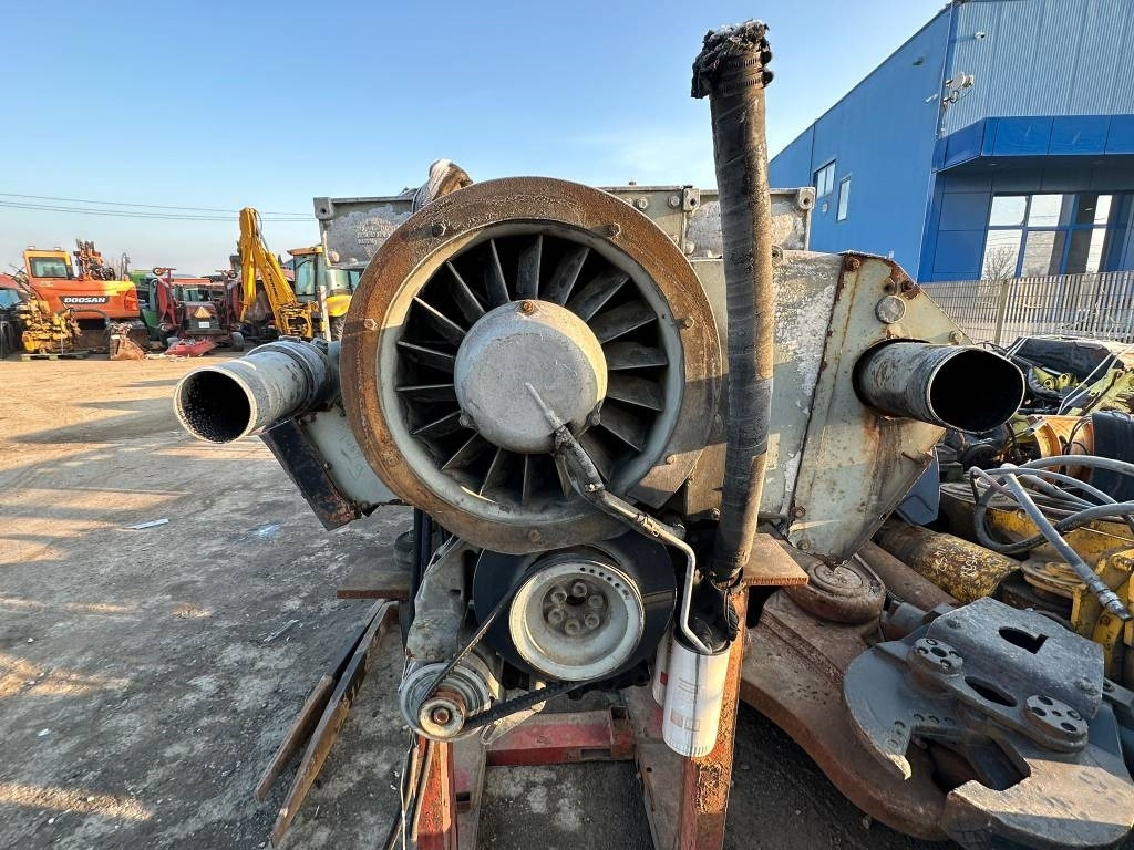 Deutz F10L413 FW - Motor - İş makinaları: fotoğraf 4 Deutz F10L413 FW - Motor - İş makinaları: fotoğraf 4