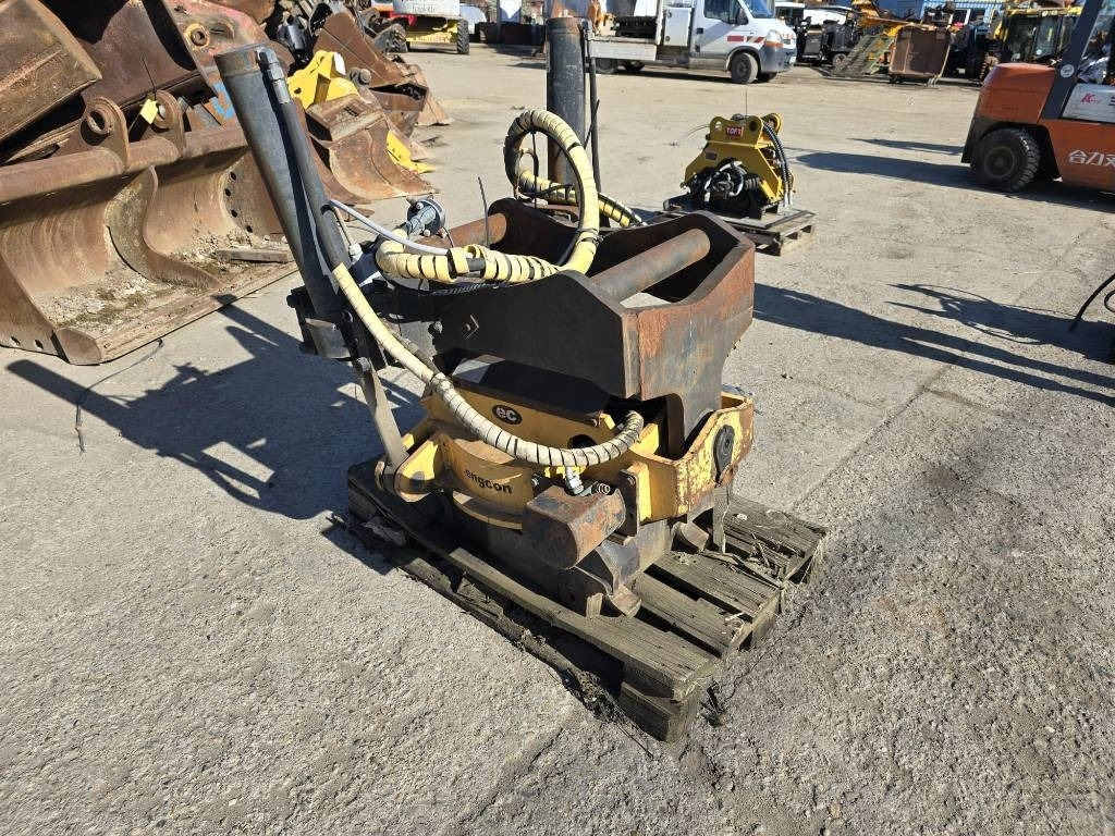Engcon EC30 Rototilt - Tiltrotatör: fotoğraf 2 Engcon EC30 Rototilt - Tiltrotatör: fotoğraf 2