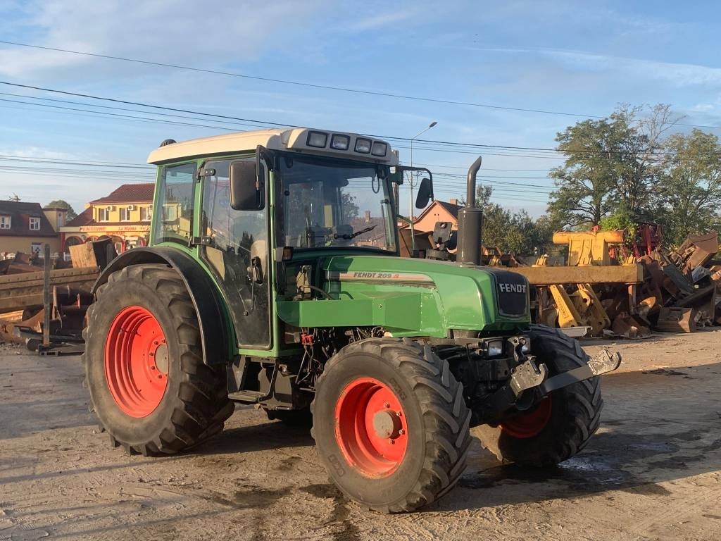 Fendt 209S - Traktör: fotoğraf 1 Fendt 209S - Traktör: fotoğraf 1