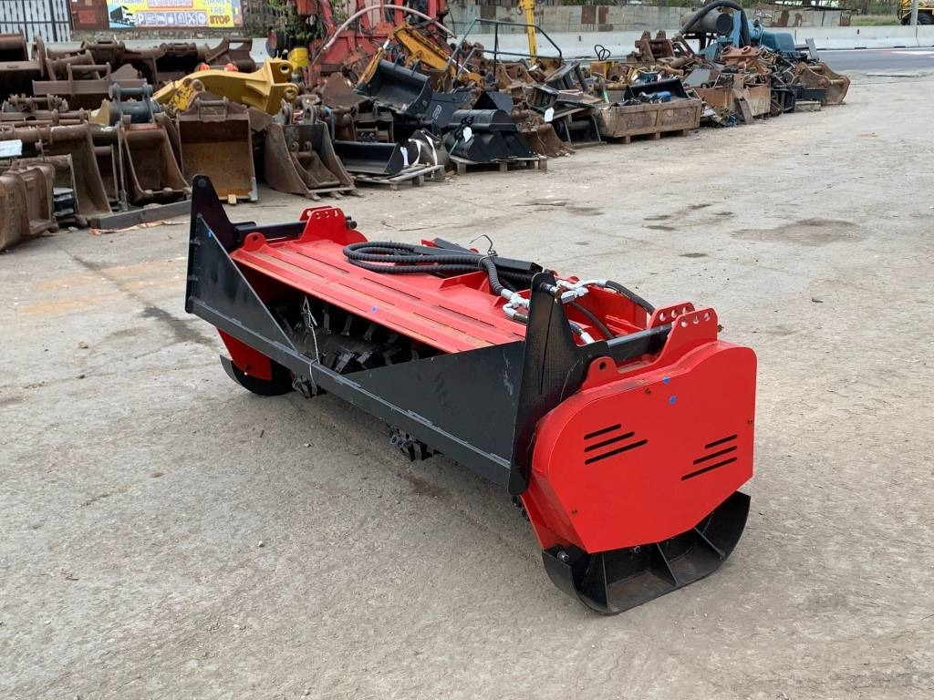 GIYI 1.80 - Dal parçalama makinası: fotoğraf 3 GIYI 1.80 - Dal parçalama makinası: fotoğraf 3