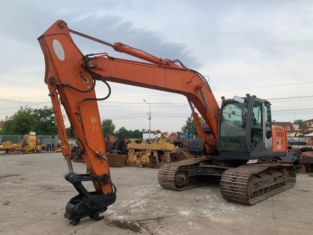 Hitachi ZX 180 LC-3 - Paletli ekskavatör: fotoğraf 1 Hitachi ZX 180 LC-3 - Paletli ekskavatör: fotoğraf 1
