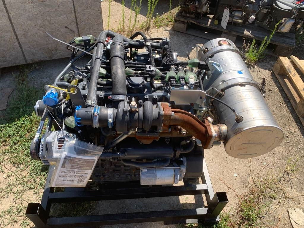 Kubota V 2403 NEW ENGINE - Motor - İş makinaları: fotoğraf 3 Kubota V 2403 NEW ENGINE - Motor - İş makinaları: fotoğraf 3