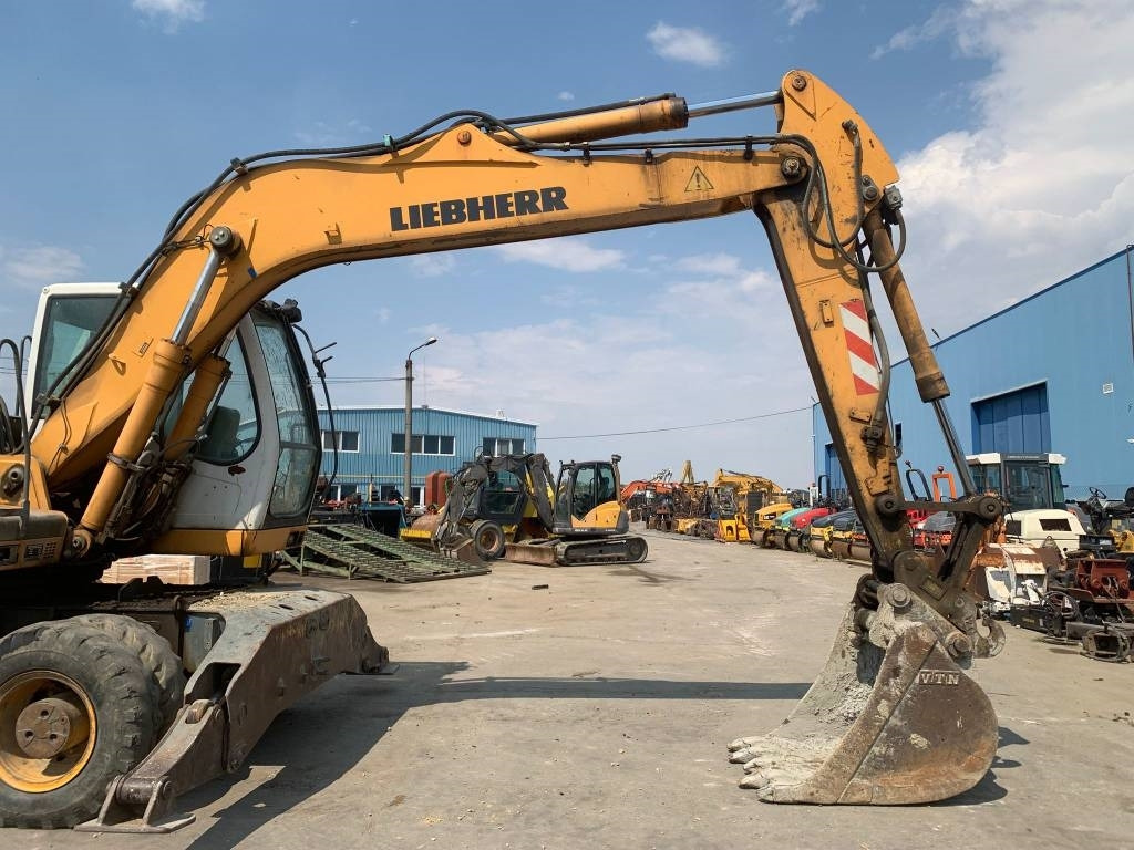 Liebherr A 900 C - Tekerlekli ekskavatör: fotoğraf 5 Liebherr A 900 C - Tekerlekli ekskavatör: fotoğraf 5