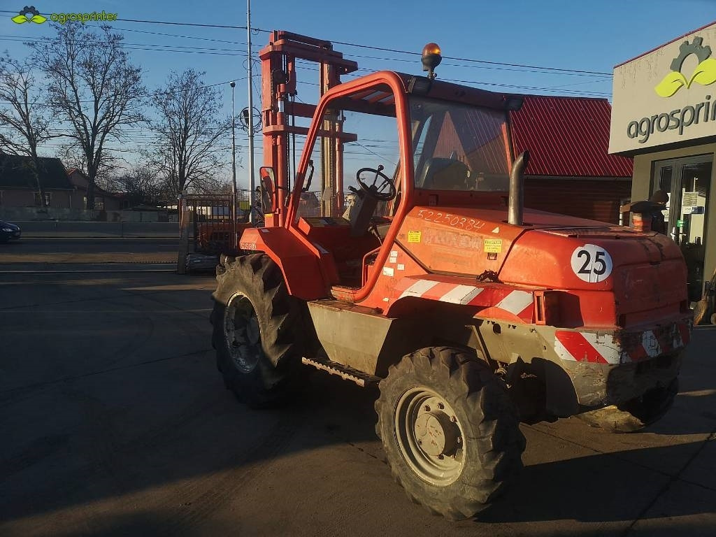 Manitou M 26.4 - Arazi tipi forklift: fotoğraf 3 Manitou M 26.4 - Arazi tipi forklift: fotoğraf 3