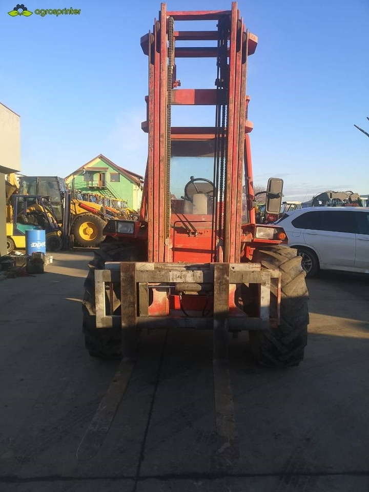Manitou M 26.4 - Arazi tipi forklift: fotoğraf 4 Manitou M 26.4 - Arazi tipi forklift: fotoğraf 4