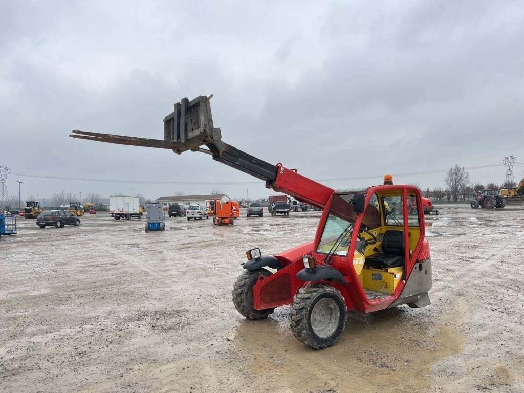 Manitou SLT 415 EB - Teleskopik yükleyici: fotoğraf 1 Manitou SLT 415 EB - Teleskopik yükleyici: fotoğraf 1