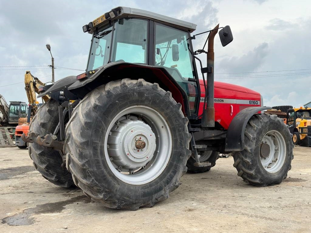 Massey Ferguson 8160 - Traktör: fotoğraf 3 Massey Ferguson 8160 - Traktör: fotoğraf 3