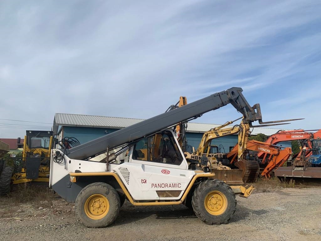 Merlo P 30.13 EVS - Teleskopik yükleyici: fotoğraf 2 Merlo P 30.13 EVS - Teleskopik yükleyici: fotoğraf 2