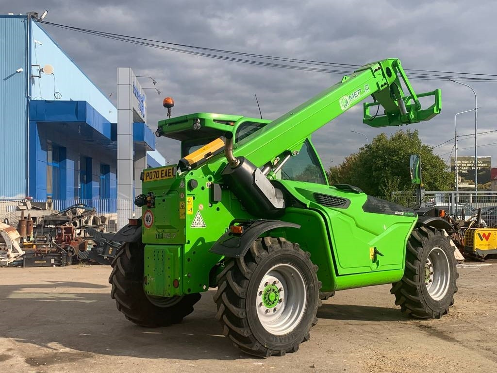 Merlo TF 42.7 CS-140 - Teleskopik yükleyici: fotoğraf 3 Merlo TF 42.7 CS-140 - Teleskopik yükleyici: fotoğraf 3