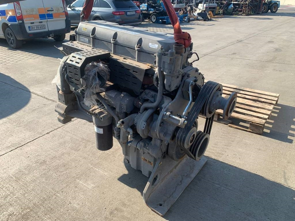 Perkins TGBF5012 ENGINE - Motor - İş makinaları: fotoğraf 4 Perkins TGBF5012 ENGINE - Motor - İş makinaları: fotoğraf 4