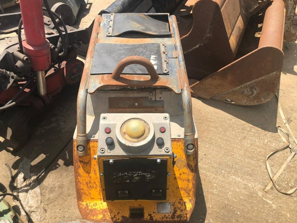 Wacker Neuson DPU7060 - Titreşimli kompaktör: fotoğraf 4 Wacker Neuson DPU7060 - Titreşimli kompaktör: fotoğraf 4