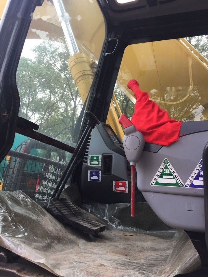 Komatsu PC300-7 - Paletli ekskavatör: fotoğraf 1 Komatsu PC300-7 - Paletli ekskavatör: fotoğraf 1