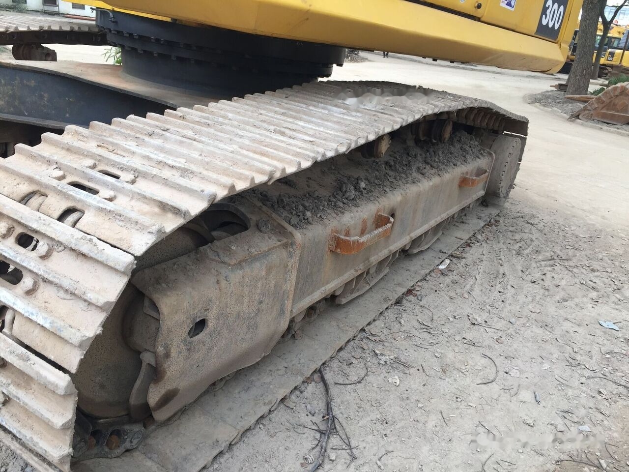 Komatsu PC300-7 - Paletli ekskavatör: fotoğraf 2 Komatsu PC300-7 - Paletli ekskavatör: fotoğraf 2