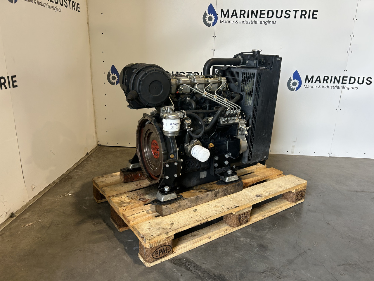 Perkins 404D-22 GN - Motor - İş makinaları: fotoğraf 1 Perkins 404D-22 GN - Motor - İş makinaları: fotoğraf 1