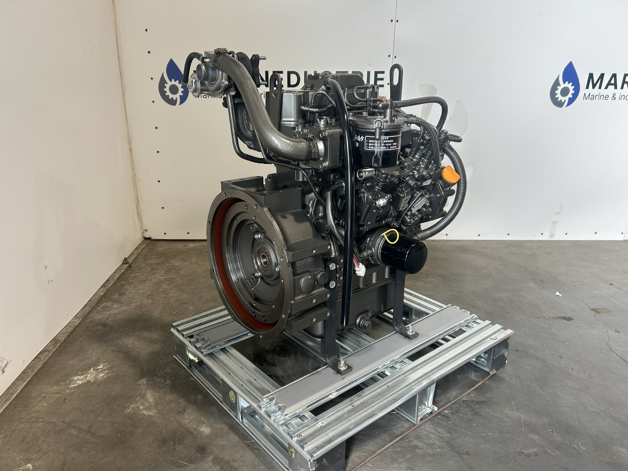 Yanmar 3TNV84T - Motor - Ekskavatör: fotoğraf 2 Yanmar 3TNV84T - Motor - Ekskavatör: fotoğraf 2