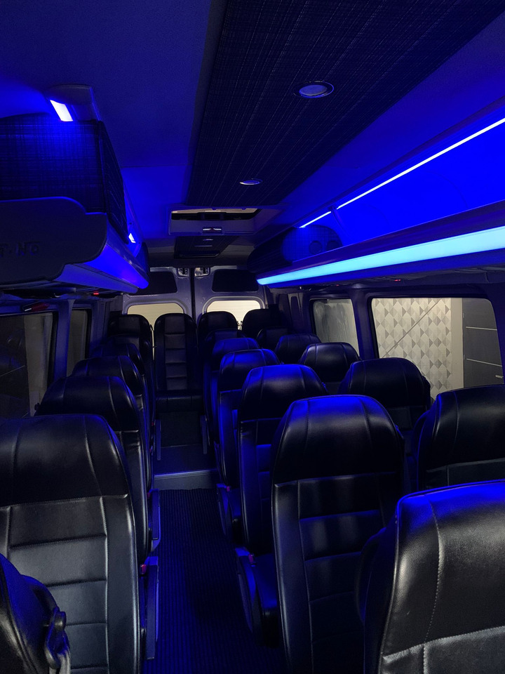 Şehirlerarası otobüs Mercedes Benz Sprinter 519 CDI- 24 Miejsca: fotoğraf 16
