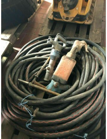 Bomag Stemmhammer - İnşaat ekipmanı: fotoğraf 1 Bomag Stemmhammer - İnşaat ekipmanı: fotoğraf 1