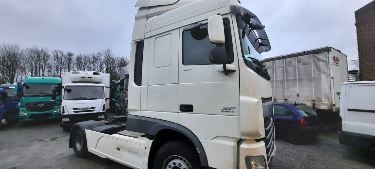 DAF XF106- 460 Space Cap Vollaustt.Top Top Zus - Çekici: fotoğraf 3 DAF XF106- 460 Space Cap Vollaustt.Top Top Zus - Çekici: fotoğraf 3