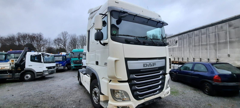 DAF XF106- 460 Space Cap Vollaustt.Top Top Zus - Çekici: fotoğraf 1 DAF XF106- 460 Space Cap Vollaustt.Top Top Zus - Çekici: fotoğraf 1
