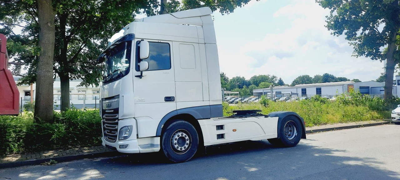 DAF XF106-460PS 1-Hand - Çekici: fotoğraf 2 DAF XF106-460PS 1-Hand - Çekici: fotoğraf 2