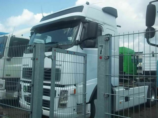 Volvo FH12-420 Globelt. VEB Klima Kipphydraulik - Çekici: fotoğraf 3 Volvo FH12-420 Globelt. VEB Klima Kipphydraulik - Çekici: fotoğraf 3