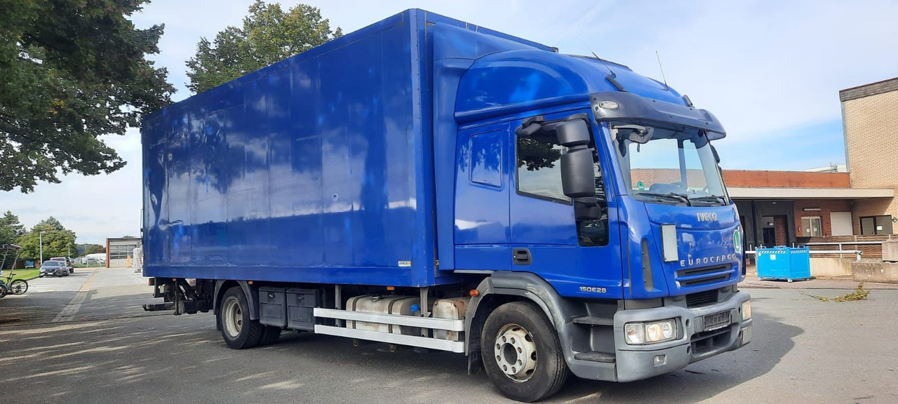 Iveco ML150E28 Koffer - Kapalı kasa kamyon: fotoğraf 2 Iveco ML150E28 Koffer - Kapalı kasa kamyon: fotoğraf 2