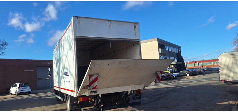 Iveco ML80E18 Koffer LBW - Kapalı kasa kamyon: fotoğraf 5 Iveco ML80E18 Koffer LBW - Kapalı kasa kamyon: fotoğraf 5