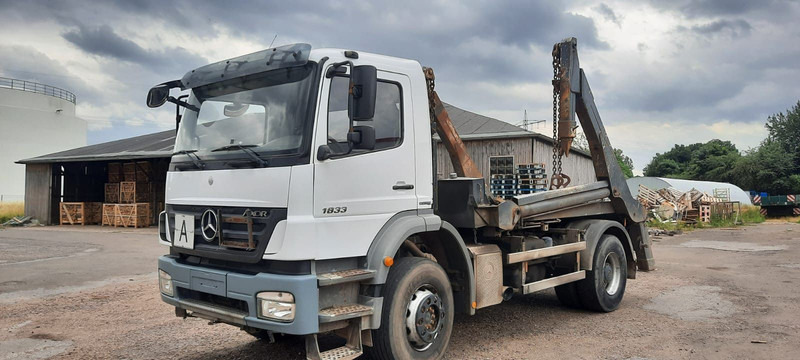 Mercedes-Benz 1833 Absetzkipper - Hidrolift kamyon: fotoğraf 1 Mercedes-Benz 1833 Absetzkipper - Hidrolift kamyon: fotoğraf 1
