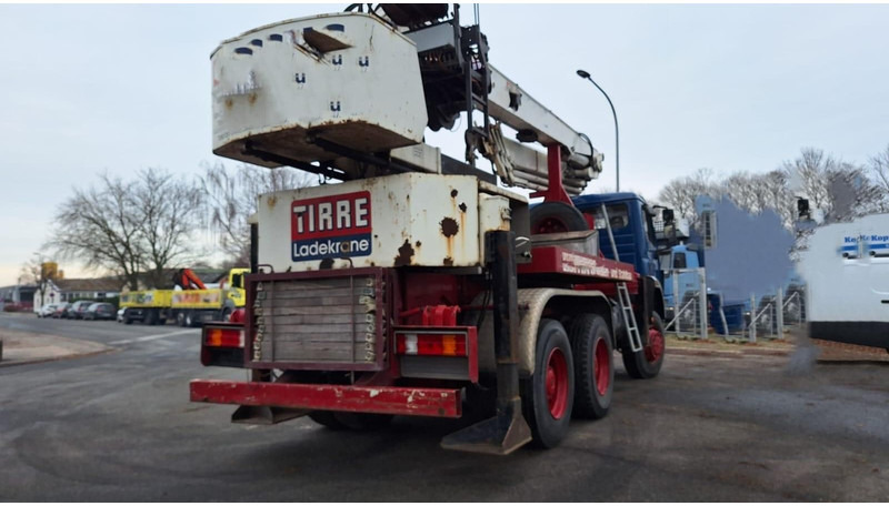 Mercedes-Benz 2629 AK Motorwagen mit Kran Dachdeckerkran6x6 - Vinçli kamyon: fotoğraf 4 Mercedes-Benz 2629 AK Motorwagen mit Kran Dachdeckerkran6x6 - Vinçli kamyon: fotoğraf 4