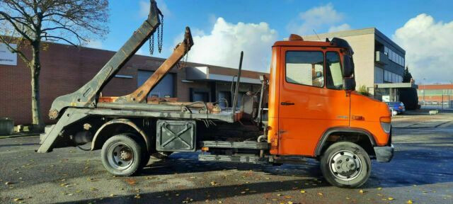 Mercedes-Benz 818D Absetzkipper/Meiller Euro:4 1-Hand - Hidrolift kamyon: fotoğraf 5 Mercedes-Benz 818D Absetzkipper/Meiller Euro:4 1-Hand - Hidrolift kamyon: fotoğraf 5