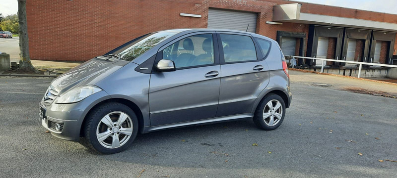 Mercedes-Benz A-Klasse 180 A 180 CDI AVANTGARDE - Binek araba: fotoğraf 2 Mercedes-Benz A-Klasse 180 A 180 CDI AVANTGARDE - Binek araba: fotoğraf 2