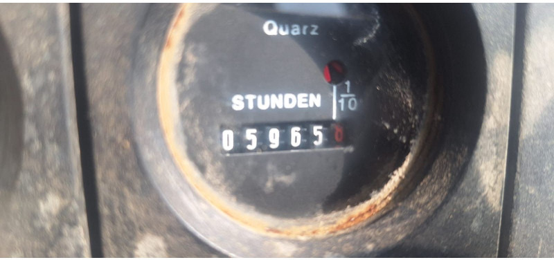 O & K L15 1-Hand - Tekerlekli yükleyici: fotoğraf 4 O & K L15 1-Hand - Tekerlekli yükleyici: fotoğraf 4