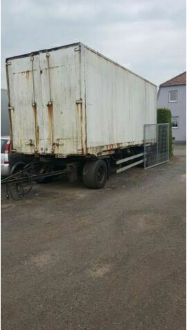 Schmitz Cargobull AWF 18 German Fahrzeug - Kapalı karoser römork: fotoğraf 2 Schmitz Cargobull AWF 18 German Fahrzeug - Kapalı karoser römork: fotoğraf 2