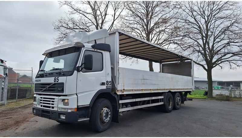 Volvo FM7 6x2 Koffer 3x vorhanden - Sal/ Açık kasa kamyon: fotoğraf 1 Volvo FM7 6x2 Koffer 3x vorhanden - Sal/ Açık kasa kamyon: fotoğraf 1