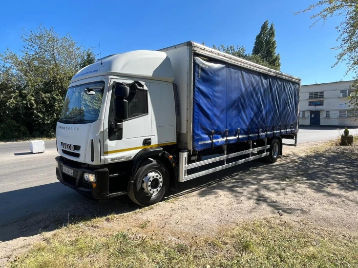 2013 Iveco Eurocargo Curtainsider - Tenteli kamyon: fotoğraf 2 2013 Iveco Eurocargo Curtainsider - Tenteli kamyon: fotoğraf 2