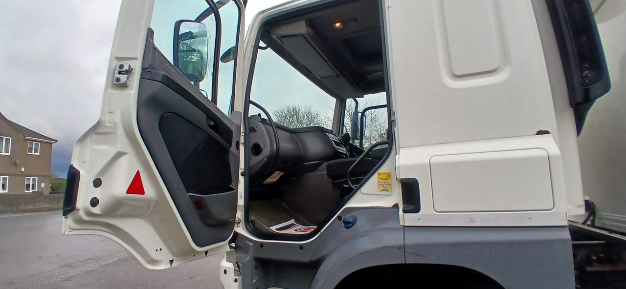 Refrijeratör kamyon 2014 DAF CF 330 Refrigerated Truck: fotoğraf 16