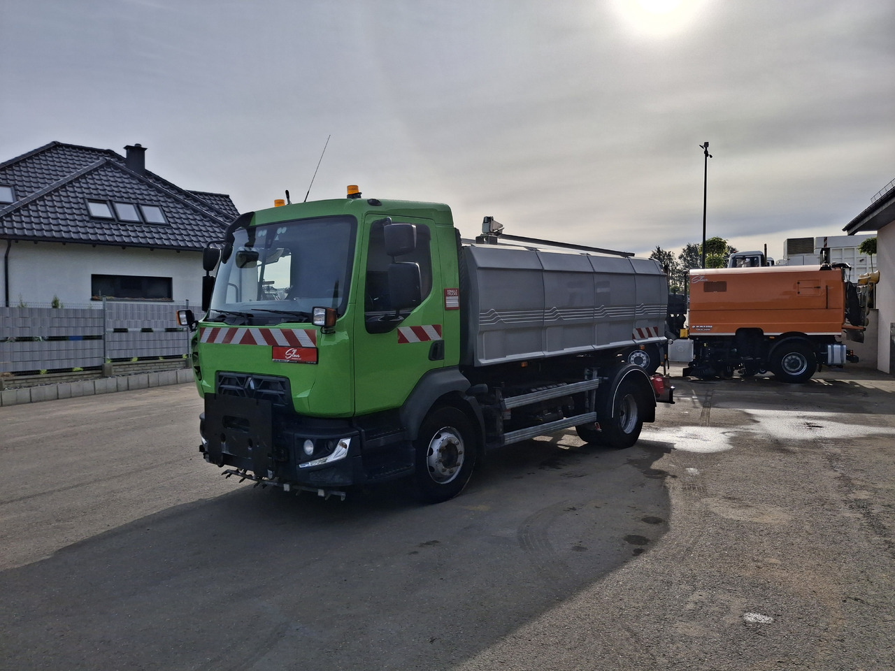 RENAULT D16 Polewaczka Karcher Straßenwaschanlage Euro 6 - Atık toplama taşıt/ Özel amaçlı taşıt: fotoğraf 3 RENAULT D16 Polewaczka Karcher Straßenwaschanlage Euro 6 - Atık toplama taşıt/ Özel amaçlı taşıt: fotoğraf 3